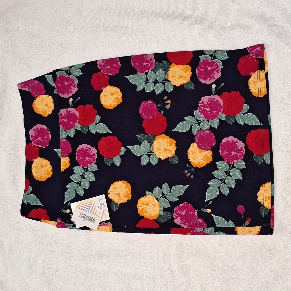 Cassie Small skirt Lularoe